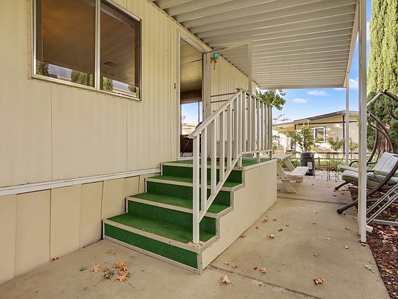 4th image of 19690 N Highway 99 Unit 116