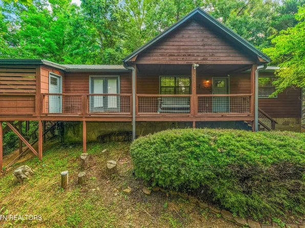 2113 Applewood Rd, Sevierville, TN 37862