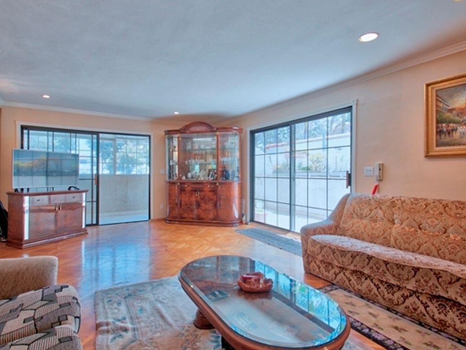 1st image of 1138 15th St APT 1