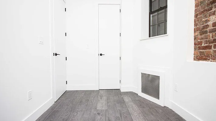 Rented by Nooklyn NYC LLC | media 25