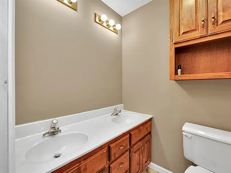 311 Chestnut St NW — Photo 4