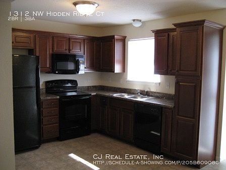 2nd image of 1312 NW Hidden Ridge Ct