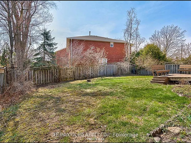 2586 Hammond Rd — Photo 3