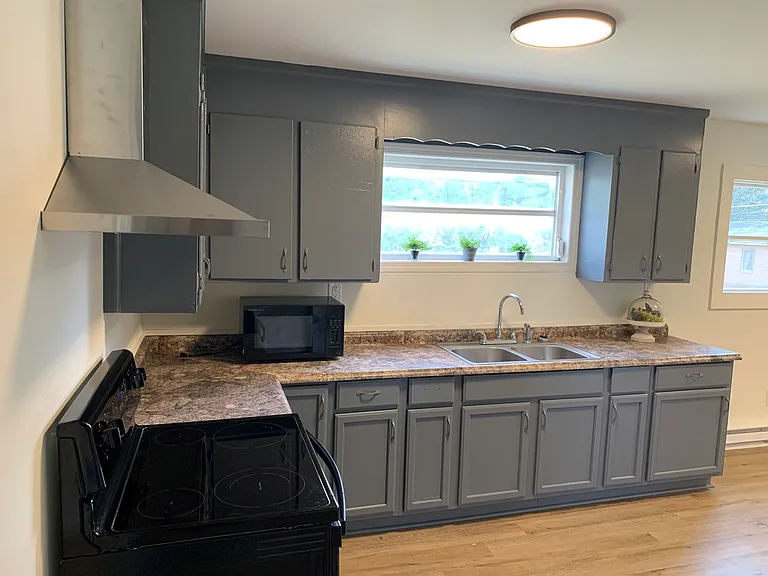 1719 E Cloaninger Ave #B — Photo 30