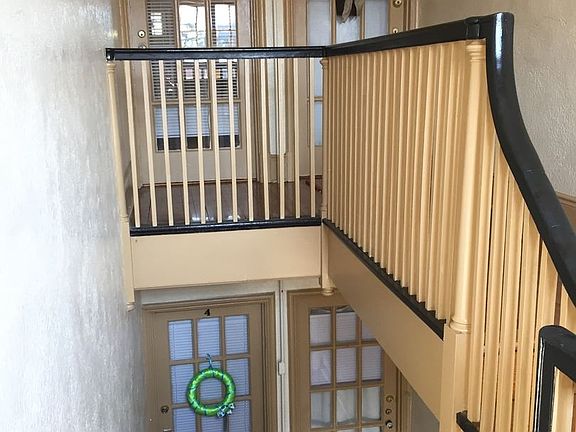 2nd image of 509 N Mulberry St APT 06