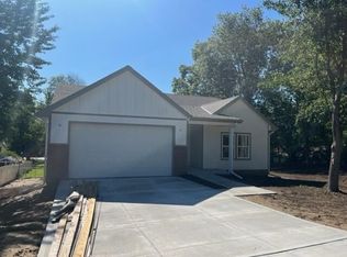 25 Swan Rd, Council Bluffs, IA 51503