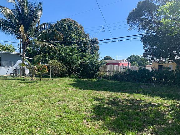 2nd image of 1450 NW 24th Ter