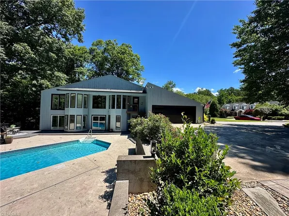 18 Pickett Ave, Spencer, NC 28159