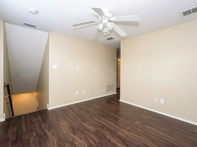 2808 Lynx Ln — Photo 15
