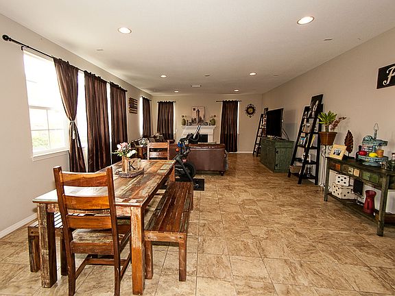 5th image of 3541 Rawley St
