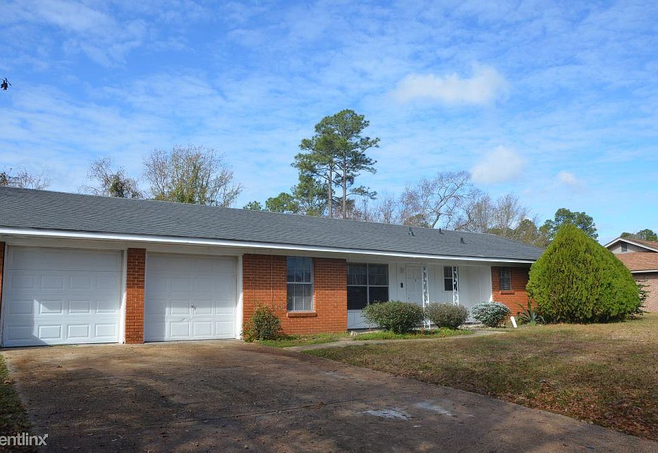 1st image of 3 Wingate Dr