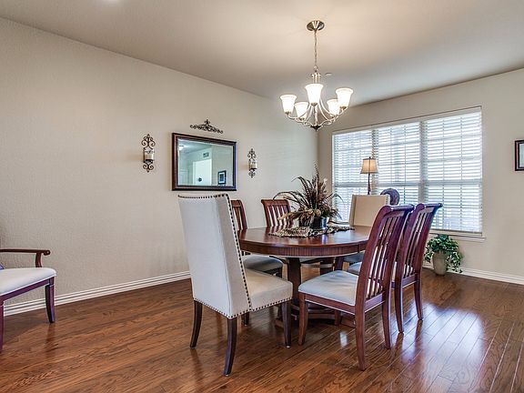 5th image of 2653 Chambers Dr