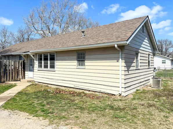 514 1/2 N Eshelman St, McPherson, KS 67460