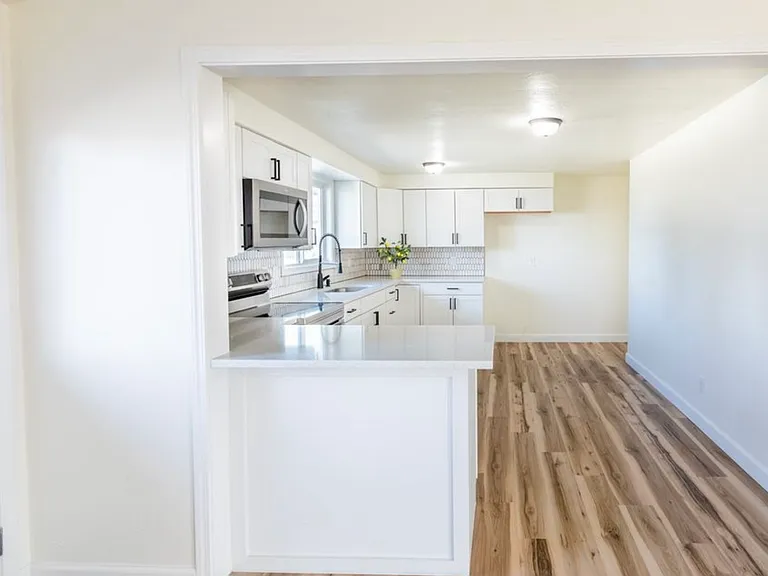 116 W Nelson Rd — Photo 10