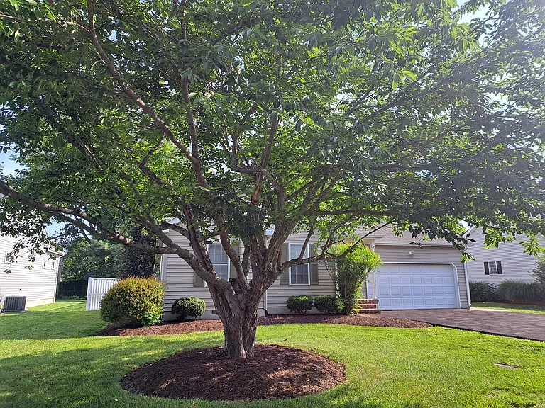 107 Strawberry Way — Photo 2