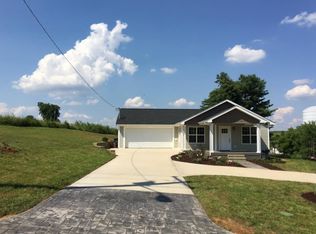 944 Mitchell Rd, Kingsport, TN 37663