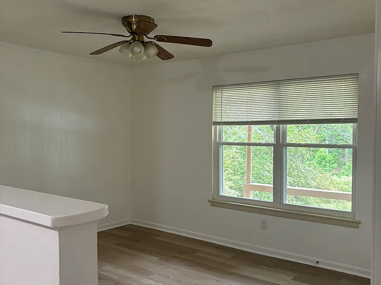 5043 Shoals Ln — Photo 5