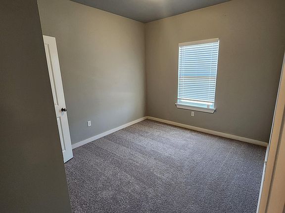 5th image of 12960 Huntington Dr