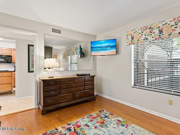 5th image of 6000 SAN JOSE Boulevard #2C