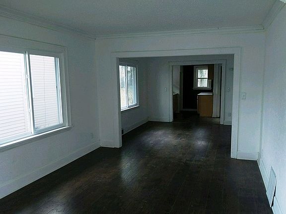 4th image of 1309 20th St