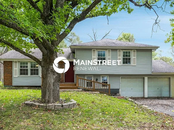 5227 Delaware St, Kansas City, MO 64133