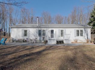 37 Angle Rd, Mechanicville, NY 12118