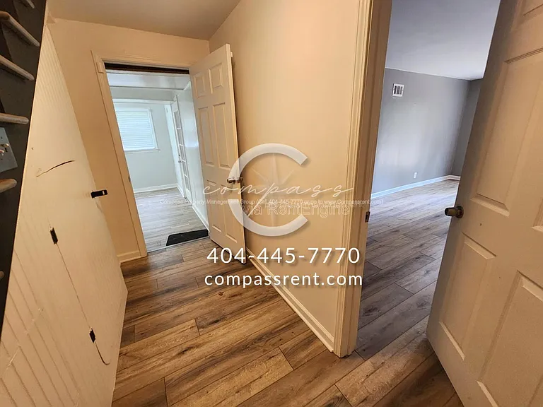 142 Wanda Ave — Photo 20