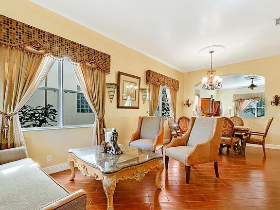 266 Gazetta Way West Palm-large-003-16-L