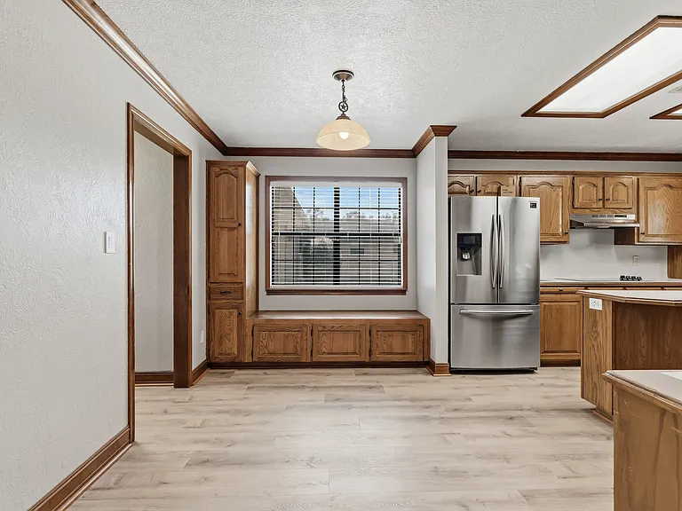 6970 Ellen Ln — Photo 13