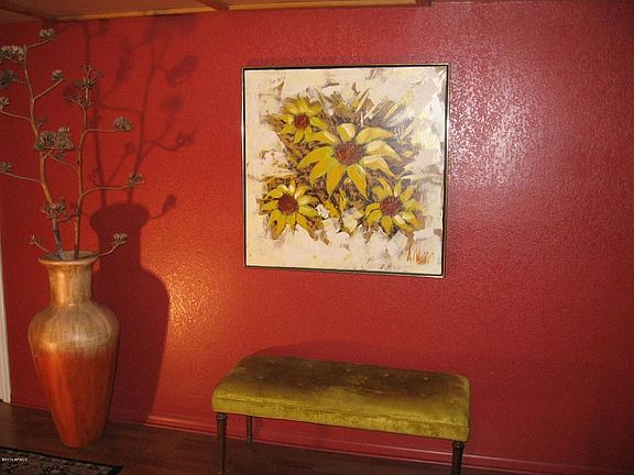 5th image of 8330 N 21st Dr Unit 102
