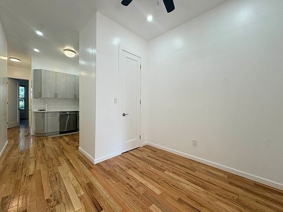 5th image of 170 Franklin St #2R
