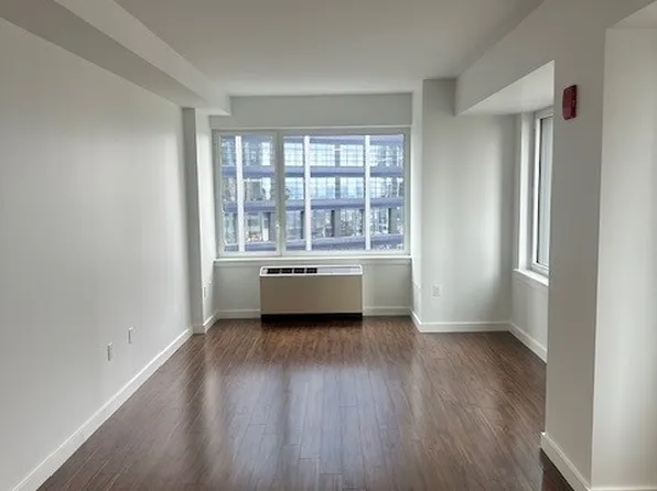 7 Dekalb image 3 of 9