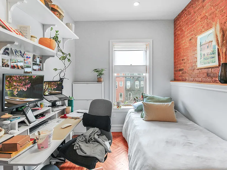 1170 Dean St #4 — Photo 10