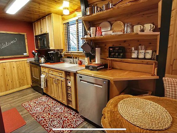 5th image of 64C Creekside Dr