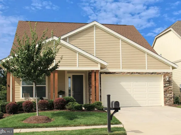 120 Nuthatch Dr, Lake Frederick, VA 22630