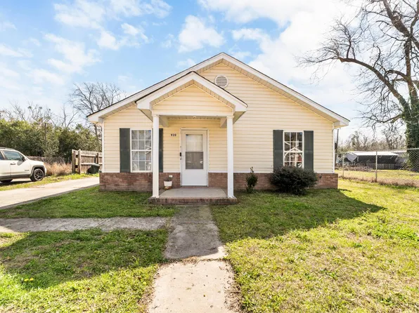 920 Woods St, Orangeburg, SC 29115