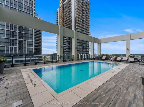 9000 Jane St #231, Vaughan, ON L4K 0M6