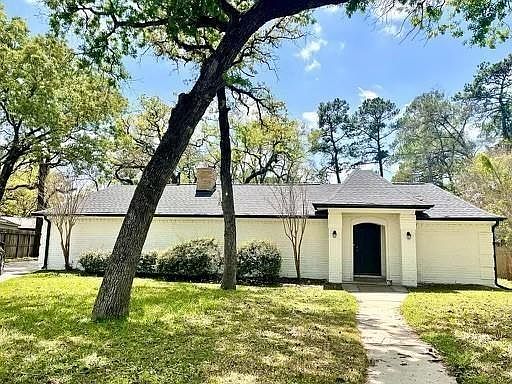 1st image of 8107 Durklyn Ln