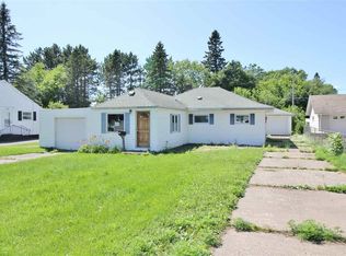 415 17th St, Cloquet, MN 55720