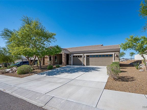 3rd image of 2619 Woods Canyon Road