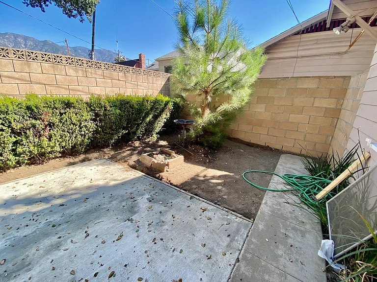 231 Melrose Ave #C — Photo 17