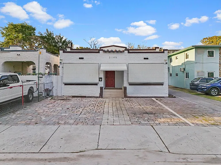 2145 SW 7th St #1 — Photo 14