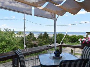 63 Spadina Ave, Warwick, RI 02889
