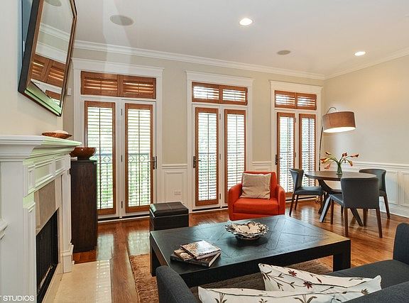 3rd image of 2645 N Mildred Ave #2