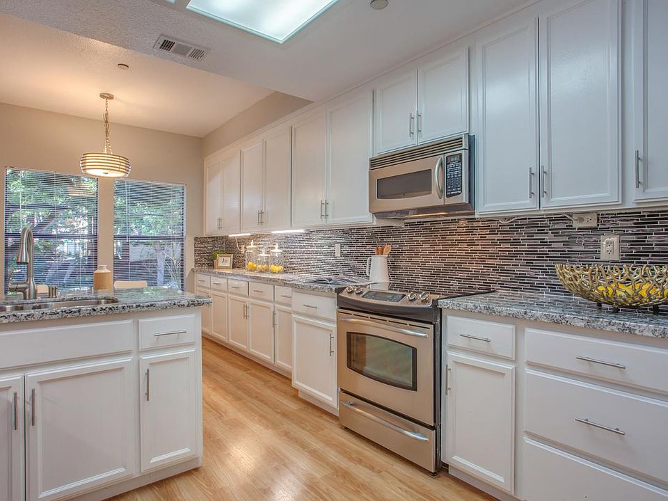 1st image of 926 La Mesa Ter Unit H