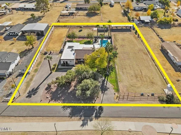 2889 E TREMAINE Avenue, Gilbert, AZ 85234