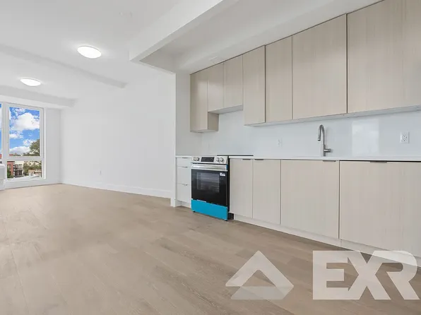 48 Somers Street image 9 of 22