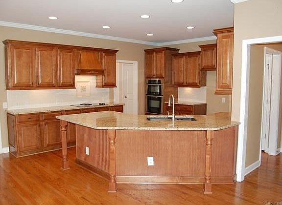 4th image of 3420 Delamere Dr