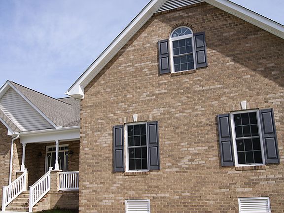 EXTERIOR DRIVEWAY PROFILE