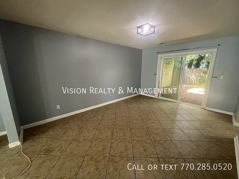 5200 Afton Way SE — Photo 9